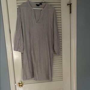 Tahari Light Gray Tunic Top